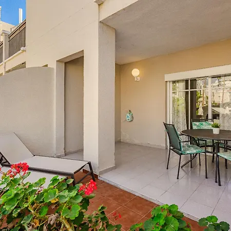 Tenerife Lo אדחה